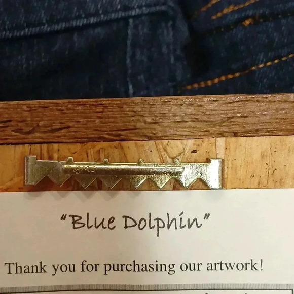 Blue Dolphins lobster trap artwork..A MUST! NWT - Picture 3 of 3